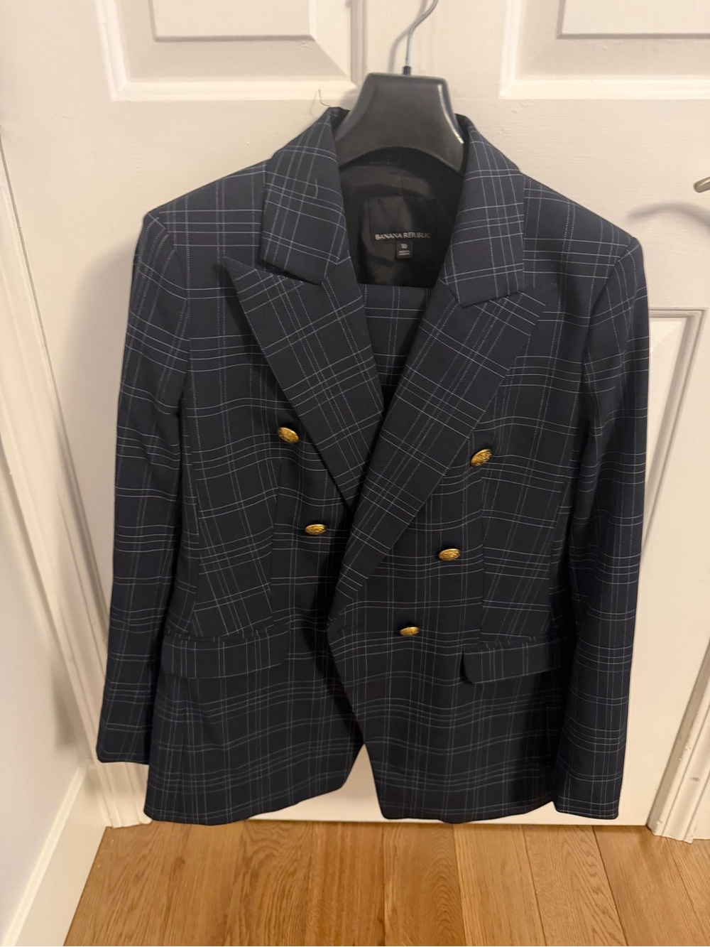 Banana Republic Navy Plaid Double-Breasted Blazer Sz 10 and Pants Sz12 - Suit